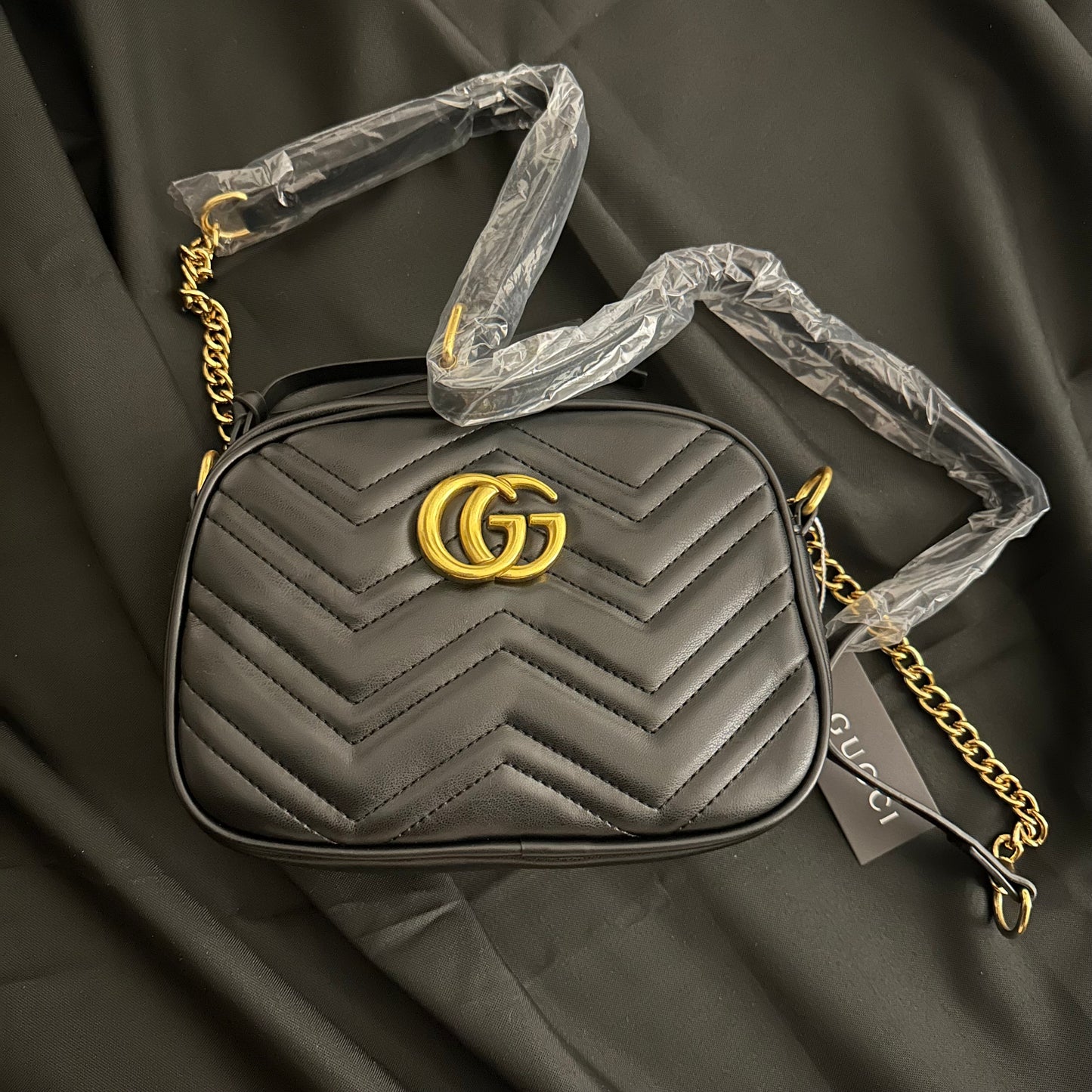 Gucci GG Marmont mini camera bag