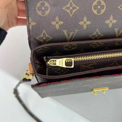 Louis Vuitton Pochette Metis Monogram Canvas
