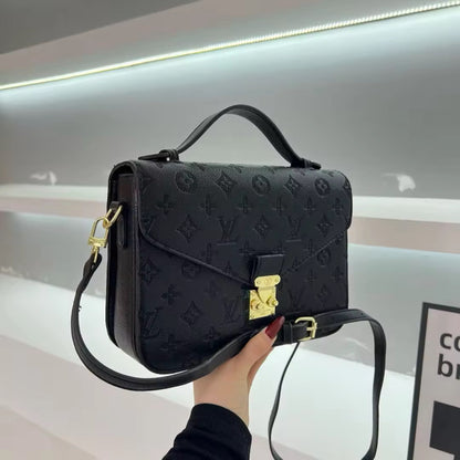 Louis Vuitton Pochette Metis Monogram Zwart