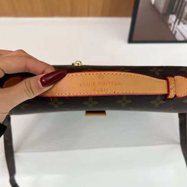 Louis Vuitton Pochette Metis Monogram Canvas