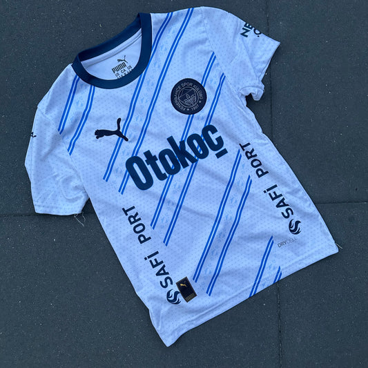 Fenerbahce - Uit
