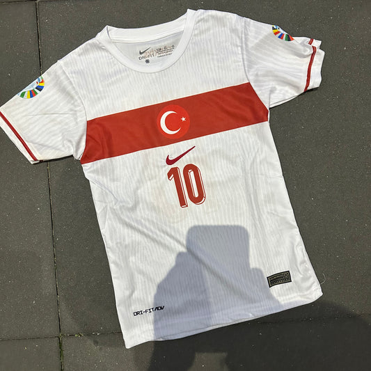 Turkiye - Hakan Calhanoglu