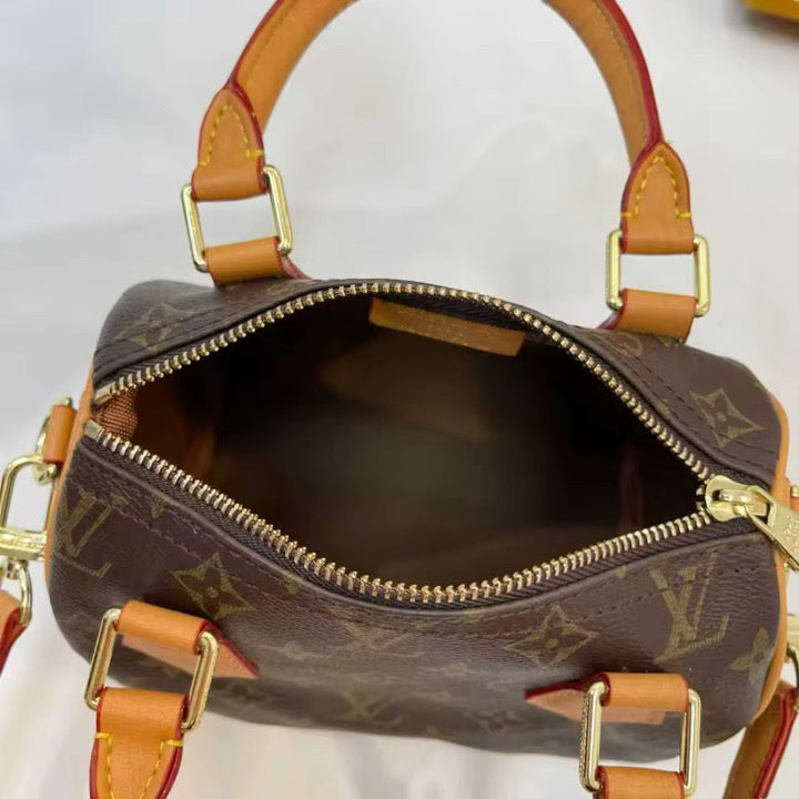 Louis Vuitton Speedy Bandoulière