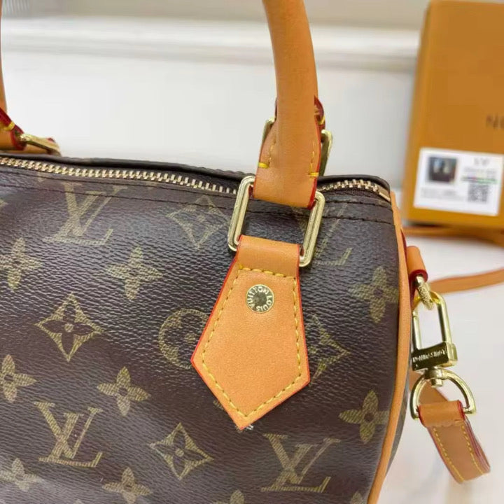 Louis Vuitton Speedy Bandoulière